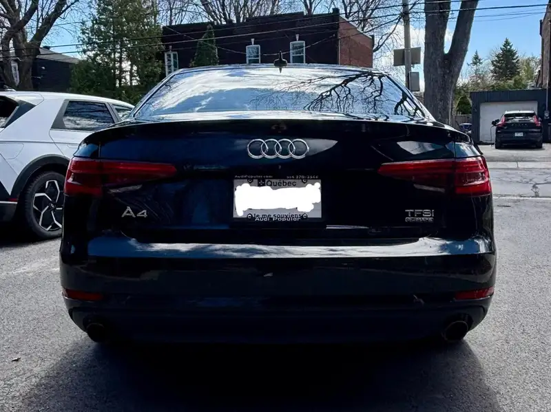 2017 Audi A4 Progressiv, černá, 105 000 km, dovoz Kanada — foto 3 z 8