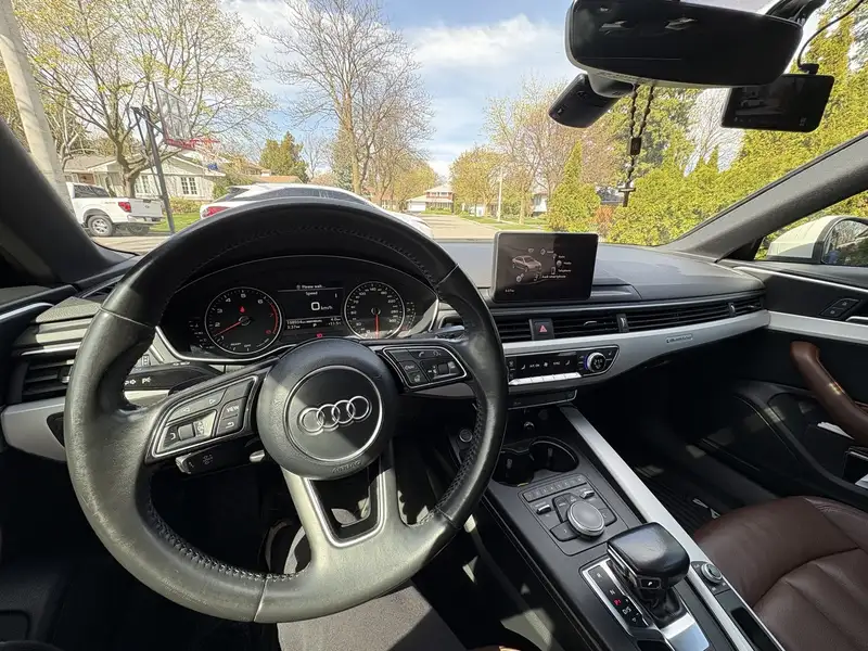 2017 Audi A4, bílá, 199 000 km, dovoz Kanada — foto 2 z 2