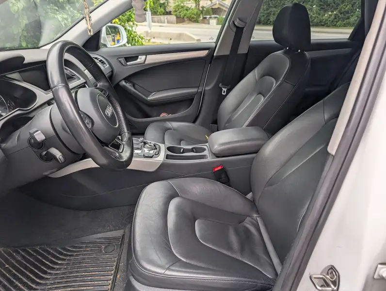 2014 Audi A4 Progressiv, bílá, 220 000 km, dovoz Kanada — foto 10 z 11
