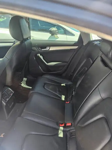 2013 Audi A4 Premium Plus, černá, 190 000 km, dovoz Kanada — foto 2 z 5