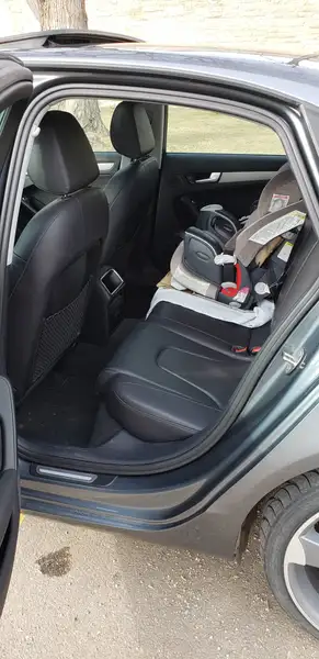 2013 Audi A4, šedá, 99 200 km, dovoz Kanada — foto 10 z 10