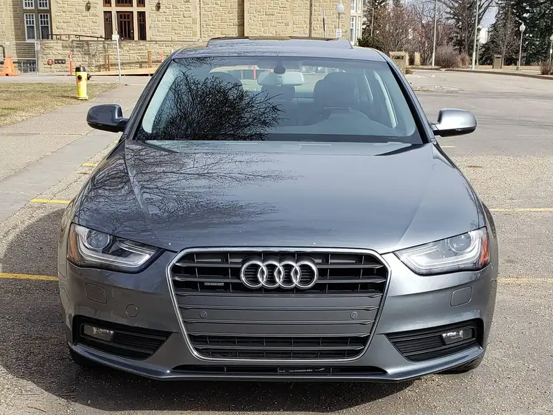 2013 Audi A4, šedá, 99 200 km, dovoz Kanada — foto 3 z 10