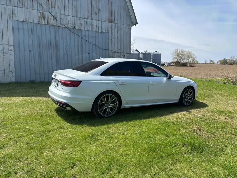 2020 Audi A4 Progressiv, bílá, 85 400 km, dovoz Kanada — foto 3 z 10