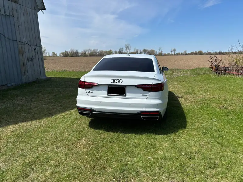 2020 Audi A4 Progressiv, bílá, 85 400 km, dovoz Kanada — foto 5 z 10