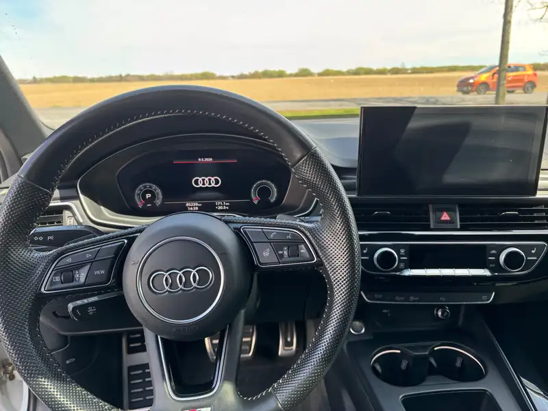 2020 Audi A4 Progressiv, bílá, 85 400 km, dovoz Kanada — foto 6 z 10