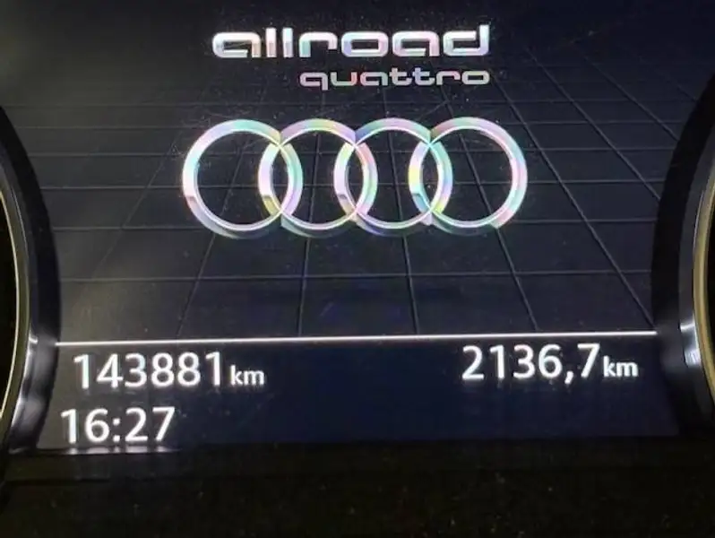2017 Audi A4 Progressive, šedá, 143 881 km, dovoz Kanada — foto 4 z 6