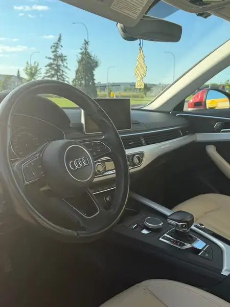 2017 Audi A4 Progressiv, červená, 148 000 km, dovoz Kanada — foto 3 z 12