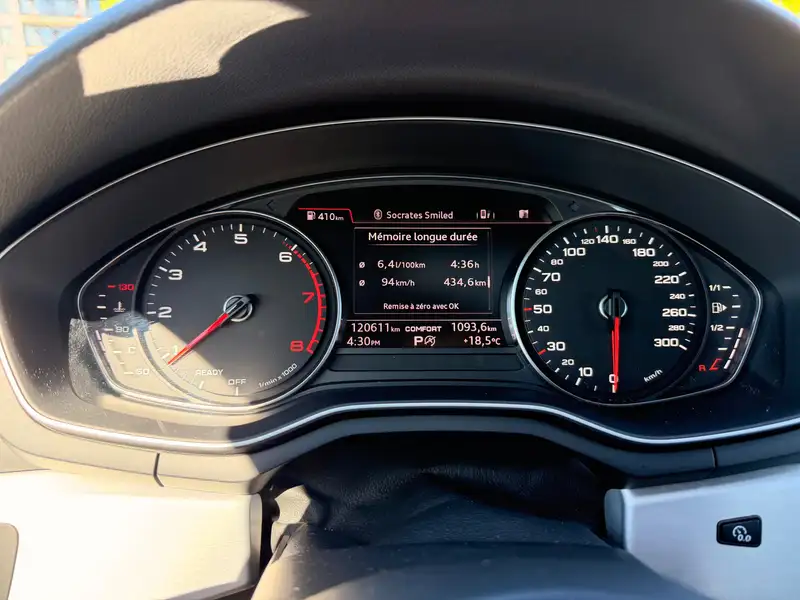 2017 Audi A4 Progressiv, červená, 120 600 km, dovoz Kanada — foto 10 z 12
