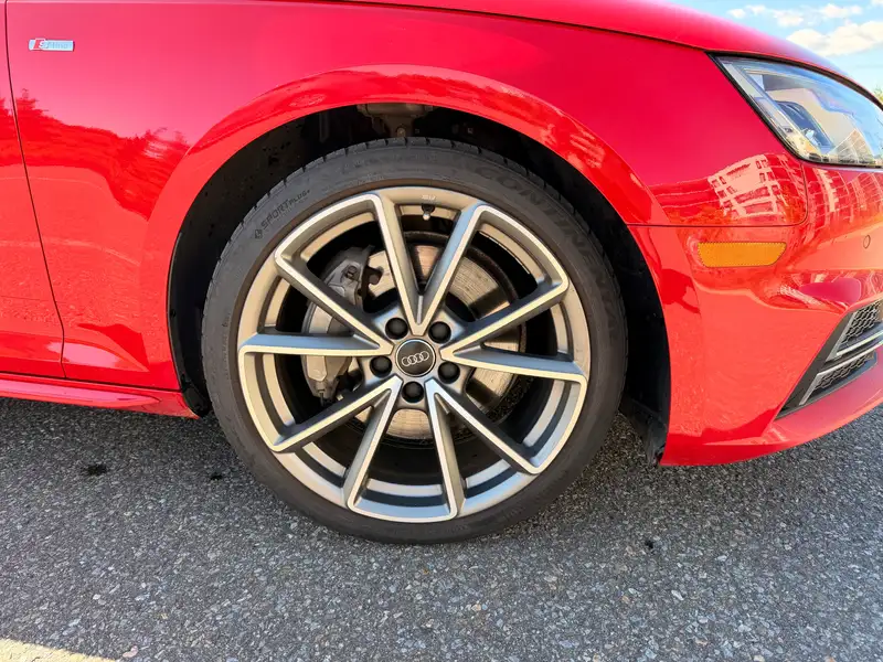 2017 Audi A4 Progressiv, červená, 120 600 km, dovoz Kanada — foto 5 z 12