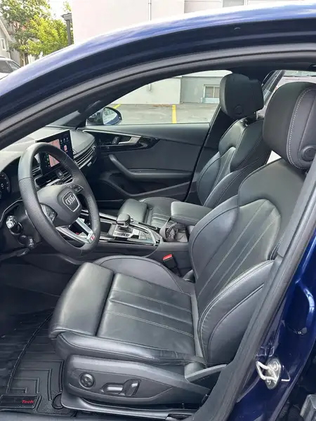 2022 Audi A4 Technik, modrá, 78 500 km, dovoz Kanada — foto 11 z 12