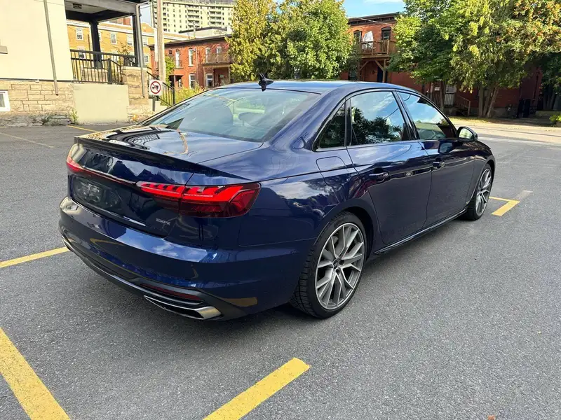 2022 Audi A4 Technik, modrá, 78 500 km, dovoz Kanada — foto 4 z 12
