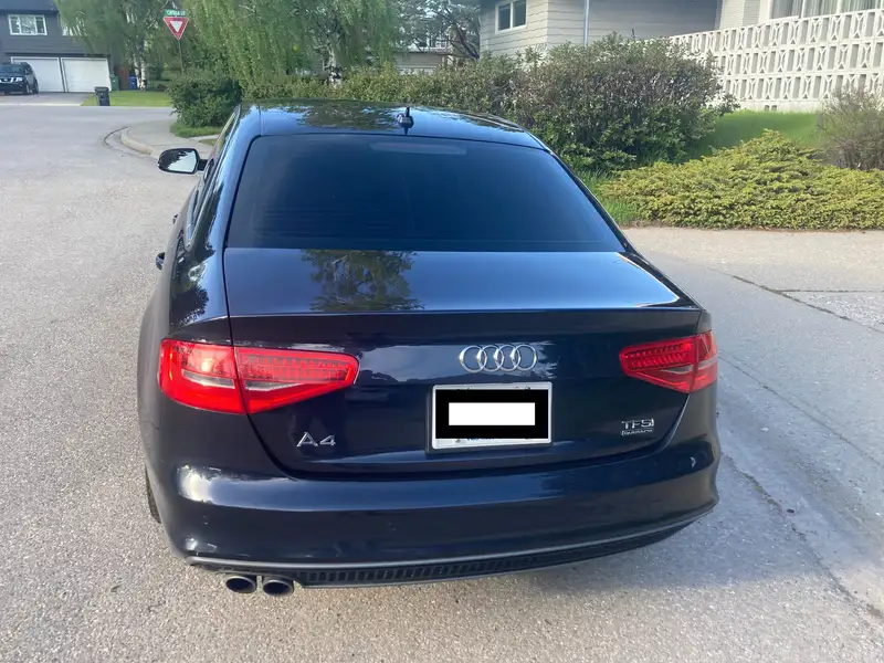 2015 Audi A4 Technik plus, modrá, 155 150 km, dovoz Kanada — foto 4 z 12