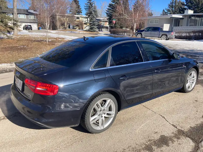 2015 Audi A4 Technik plus, modrá, 155 150 km, dovoz Kanada — foto 5 z 12
