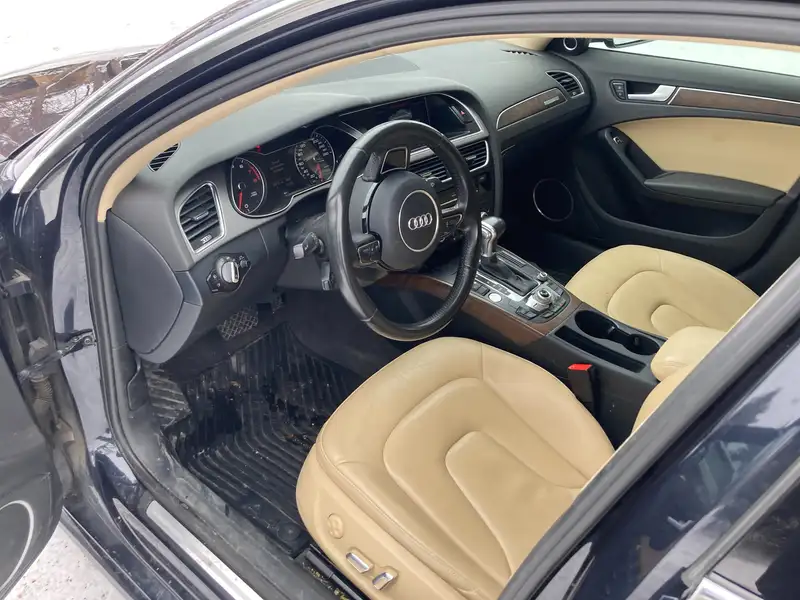 2015 Audi A4 Technik plus, modrá, 155 150 km, dovoz Kanada — foto 9 z 12
