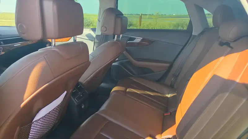 2017 Audi A4 Technik, zelená, 170 700 km, dovoz Kanada — foto 12 z 12