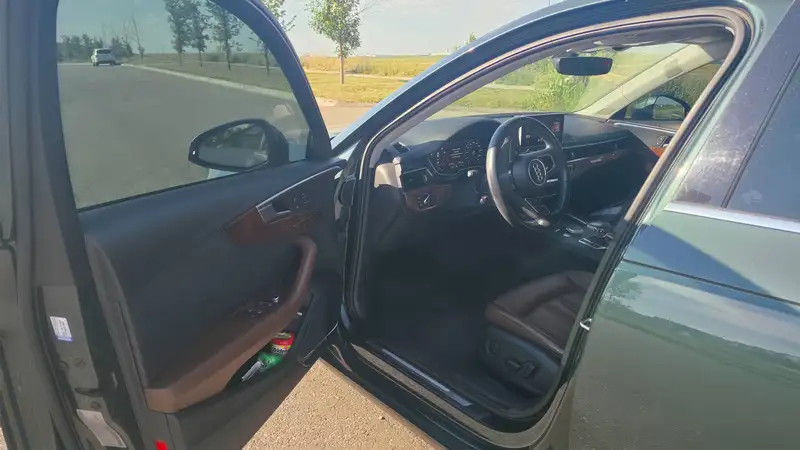 2017 Audi A4 Technik, zelená, 170 700 km, dovoz Kanada — foto 8 z 12