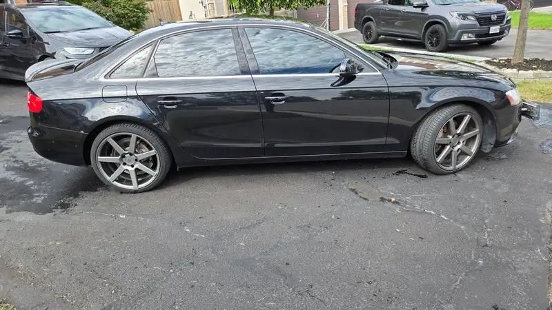2013 Audi A4 Premium Plus, černá, 121 000 km, dovoz Kanada — foto 3 z 12
