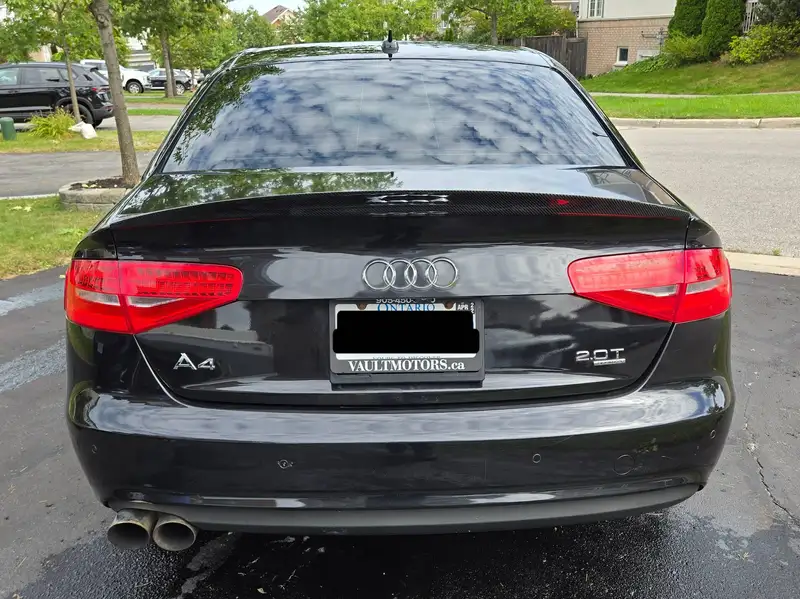 2013 Audi A4 Premium Plus, černá, 121 000 km, dovoz Kanada — foto 4 z 12