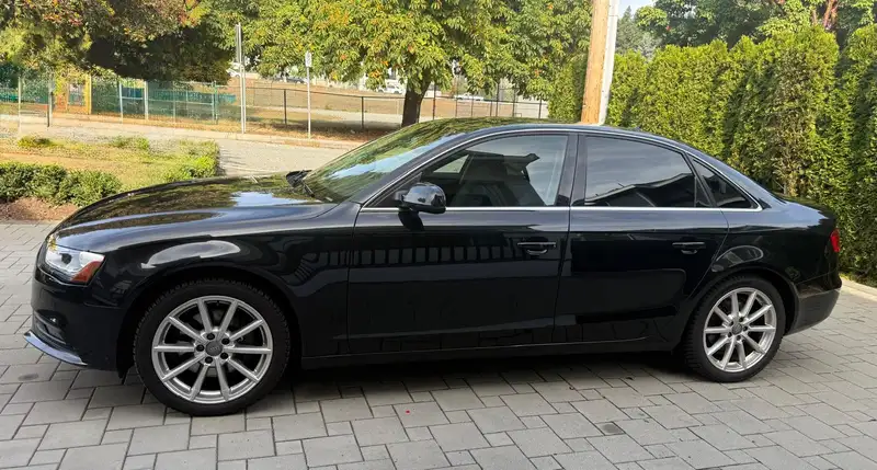 2014 Audi A4 Progressiv, černá, 134 500 km, dovoz Kanada — foto 7 z 7