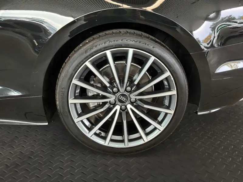 2023 Audi A5 Progressiv, černá, 27 215 km, dovoz Kanada — foto 9 z 12