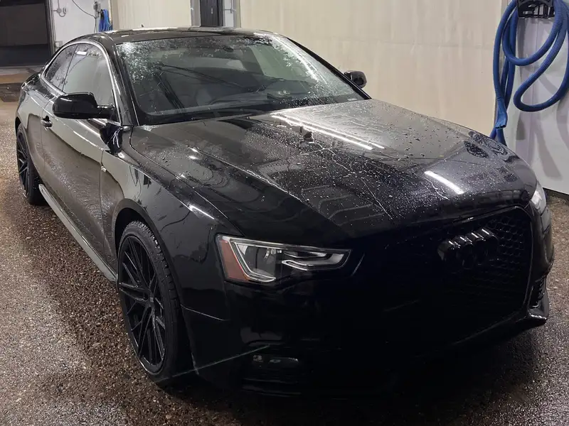 2015 Audi A5 Technik, černá, 148 000 km, dovoz Kanada — foto 2 z 4