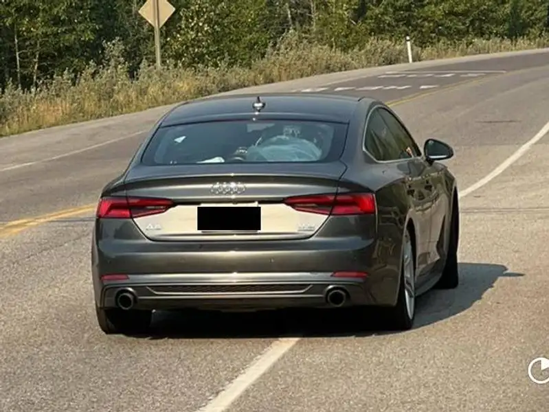 2018 Audi A5 Technik, šedá, 168 257 km, dovoz Kanada — foto 3 z 12