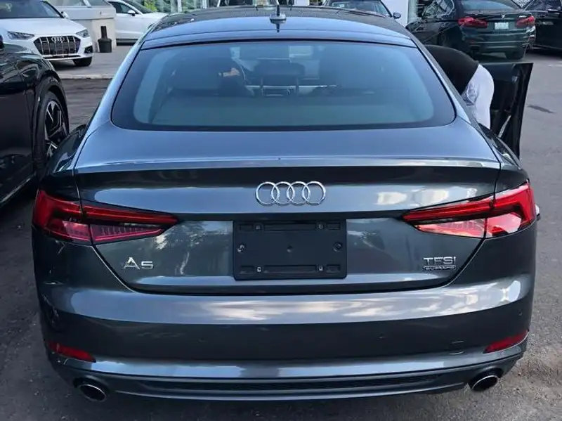 2018 Audi A5 Technik, šedá, 168 257 km, dovoz Kanada — foto 6 z 12