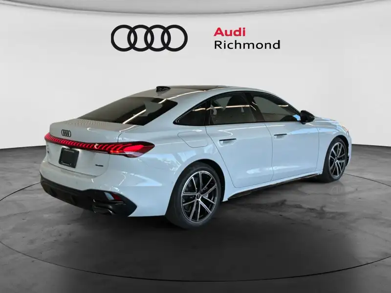 2026 Audi A5 Progressiv, bílá, 90 km, dovoz Kanada — foto 5 z 12