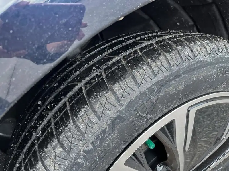 2025 Audi A5 Progressiv, modrá, 23 km, dovoz Kanada — foto 11 z 12