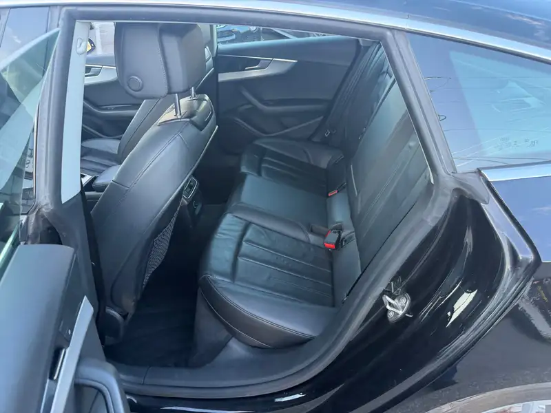 2018 Audi A5 Technik, černá, 161 148 km, dovoz Kanada — foto 12 z 12
