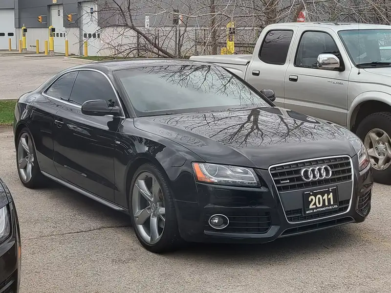 2011 Audi A5 S line, černá, 100 000 km, dovoz Kanada — foto 4 z 11