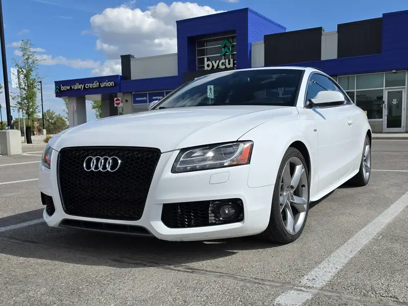 2012 Audi A5, bílá, 106 549 km, dovoz Kanada — foto 2 z 7