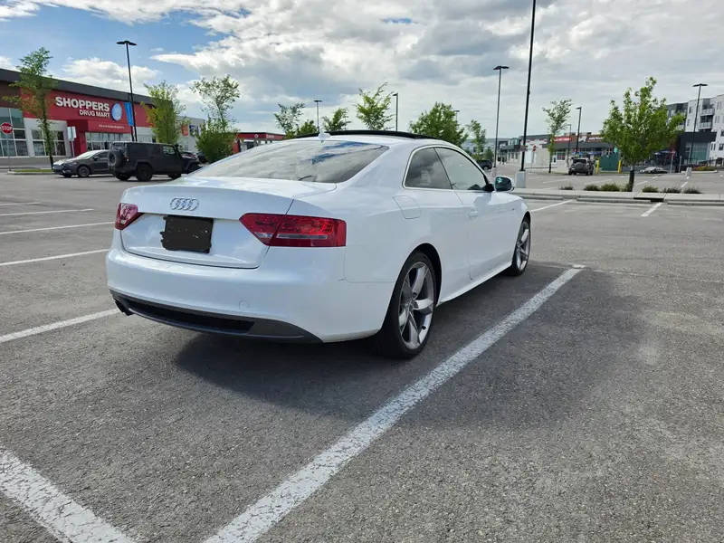 2012 Audi A5, bílá, 106 549 km, dovoz Kanada — foto 5 z 7