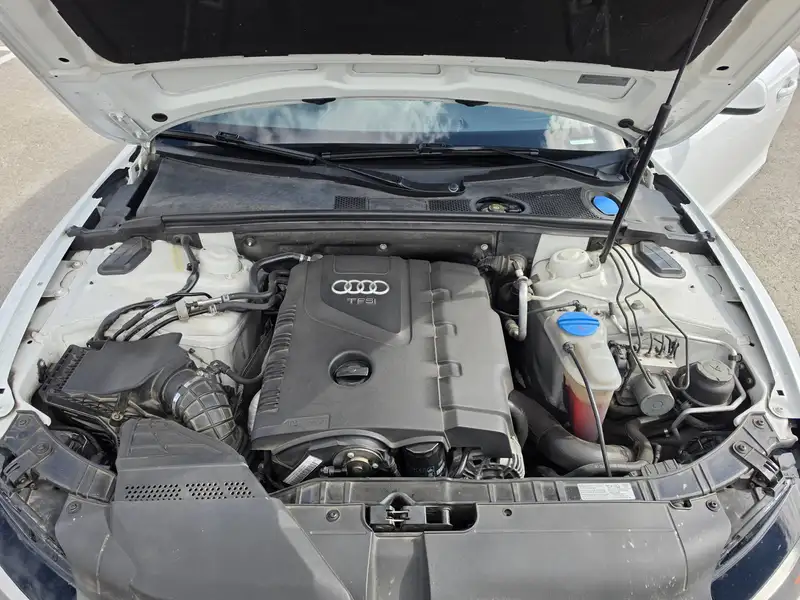 2012 Audi A5, bílá, 106 549 km, dovoz Kanada — foto 7 z 7