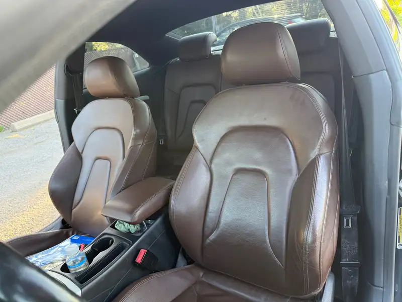 2014 Audi A5 Technik, černá, 125 000 km, dovoz Kanada — foto 8 z 10