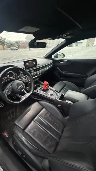 2018 Audi A5 Progressiv, šedá, 84 700 km, dovoz Kanada — foto 7 z 12
