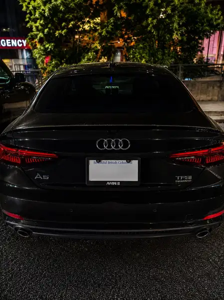 2018 Audi A5 Technik, černá, 78 500 km, dovoz Kanada — foto 4 z 9