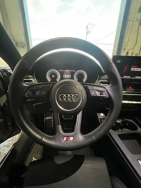 2021 Audi A5 Progressiv, šedá, 21 000 km, dovoz Kanada — foto 5 z 7