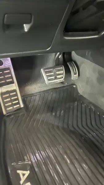 2018 Audi A5 Technik, bílá, 82 399 km, dovoz Kanada — foto 11 z 12