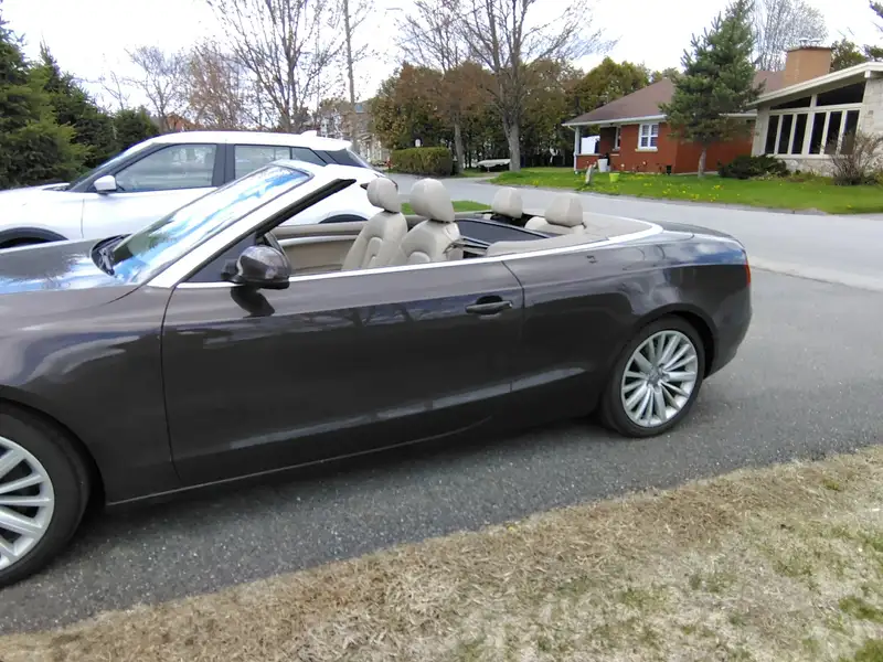 2012 Audi A5 Cabriolet, hnědá, 167 000 km, dovoz Kanada — foto 2 z 7