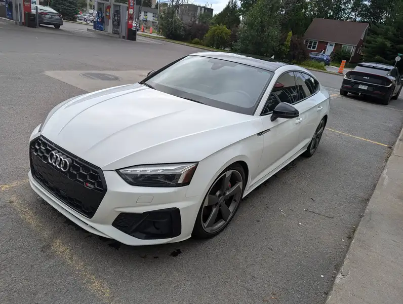 2020 Audi A5 Technik, bílá, 102 000 km, dovoz Kanada — foto 2 z 8