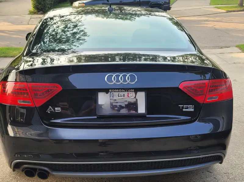2015 Audi A5 Progressiv, černá, 154 000 km, dovoz Kanada — foto 5 z 9