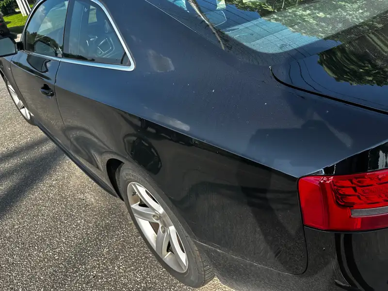 2012 Audi A5 Premium Plus, černá, 138 000 km, dovoz Kanada — foto 5 z 12