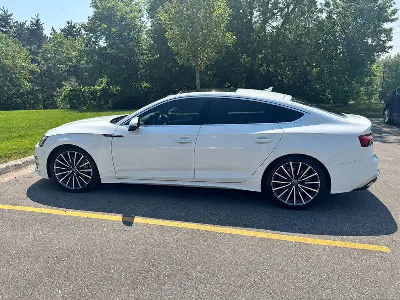 2020 Audi A5 Technik, bílá, 105 208 km, dovoz Kanada — foto 2 z 12