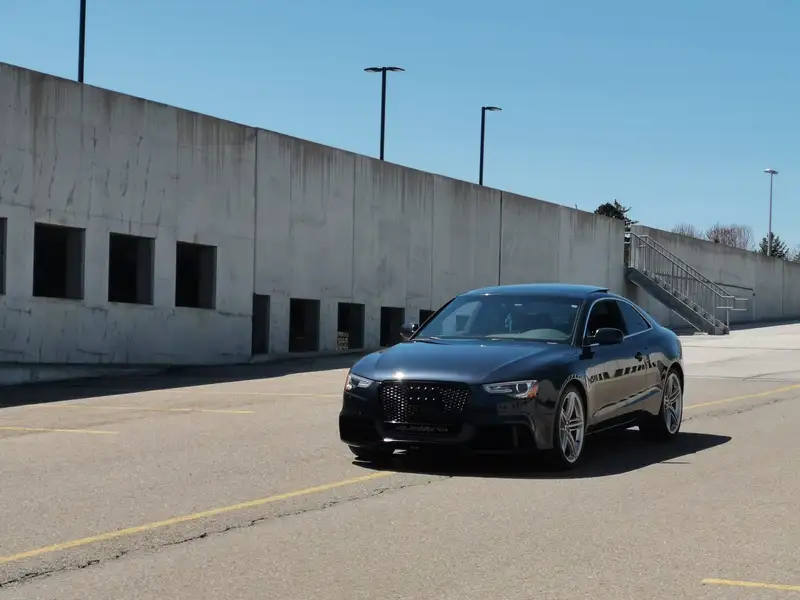 2014 Audi A5, černá, 161 000 km, dovoz Kanada — foto 2 z 7