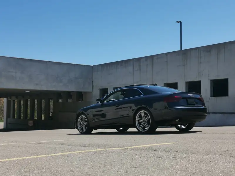 2014 Audi A5, černá, 161 000 km, dovoz Kanada — foto 3 z 7