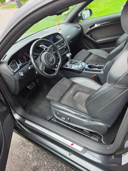 2016 Audi A5 Progressiv plus, šedá, 195 000 km, dovoz Kanada — foto 7 z 12