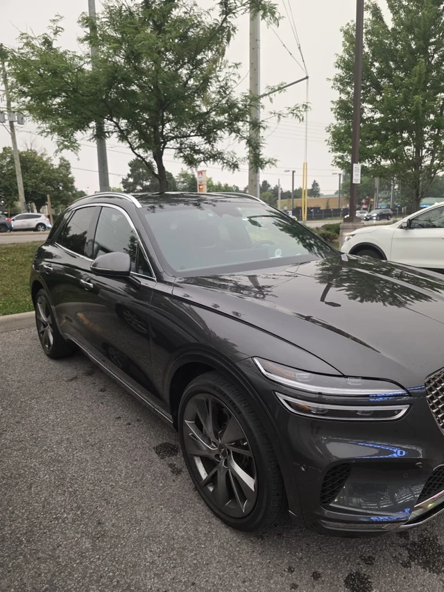 2025 Genesis Gv70, 9 500 km, dovoz Kanada — foto 5 z 5