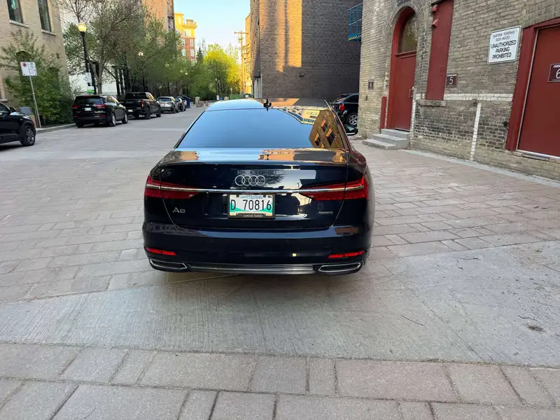 2019 Audi A6 Technik, modrá, 104 300 km, dovoz Kanada — foto 5 z 12