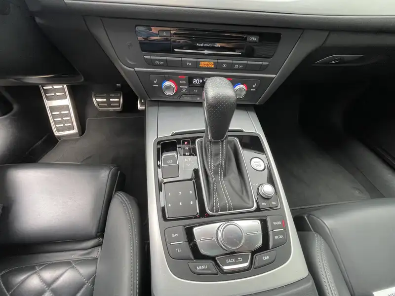 2017 Audi A6 Competition, černá, 80 000 km, dovoz Kanada — foto 2 z 12